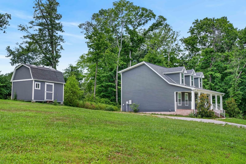 3038 Gideon Rd, Greenbrier, TN 37073