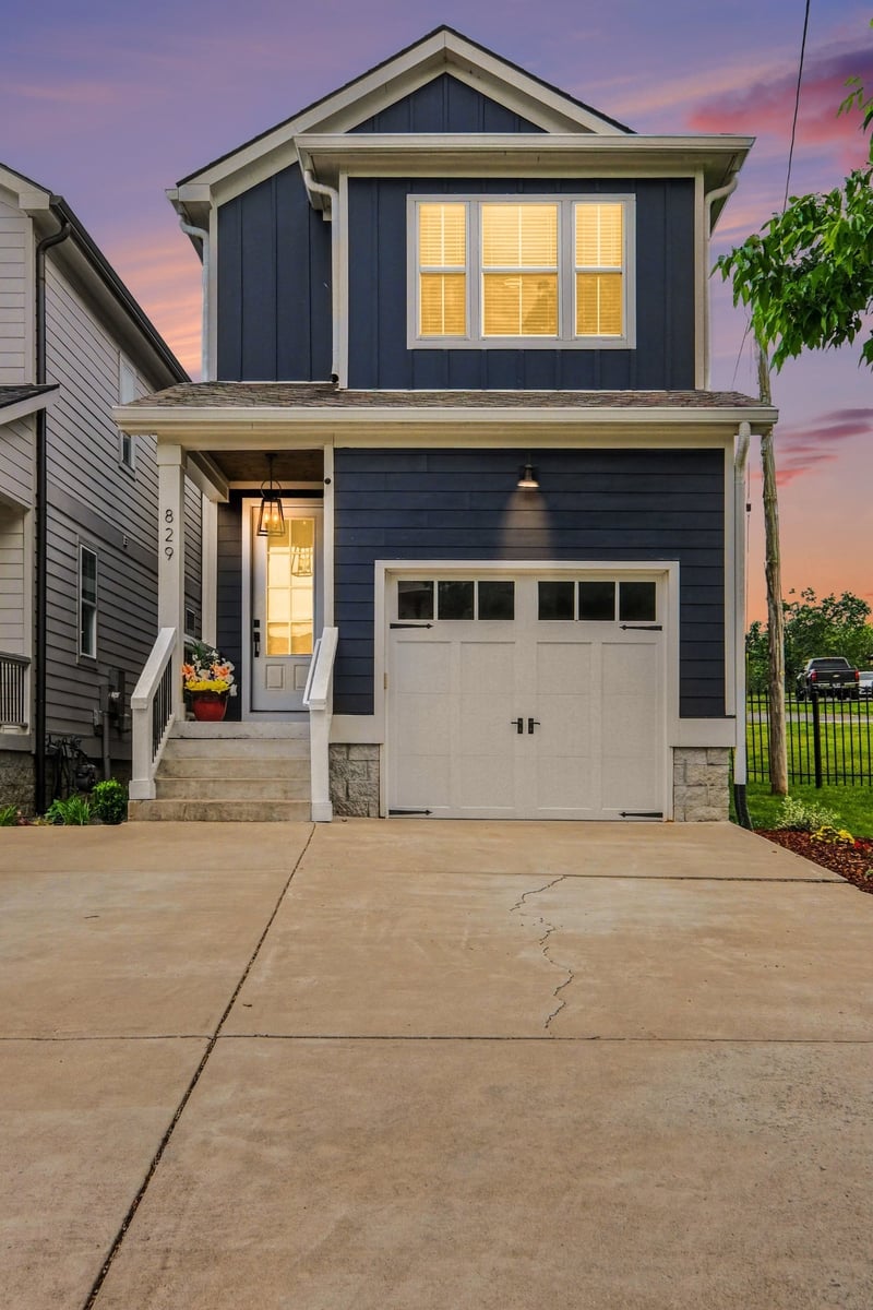 829 Watts Ln, Nashville, TN 37209