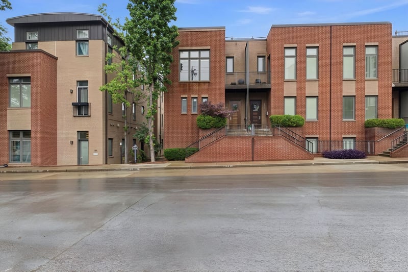 334 Van Buren St, Nashville, TN 37208
