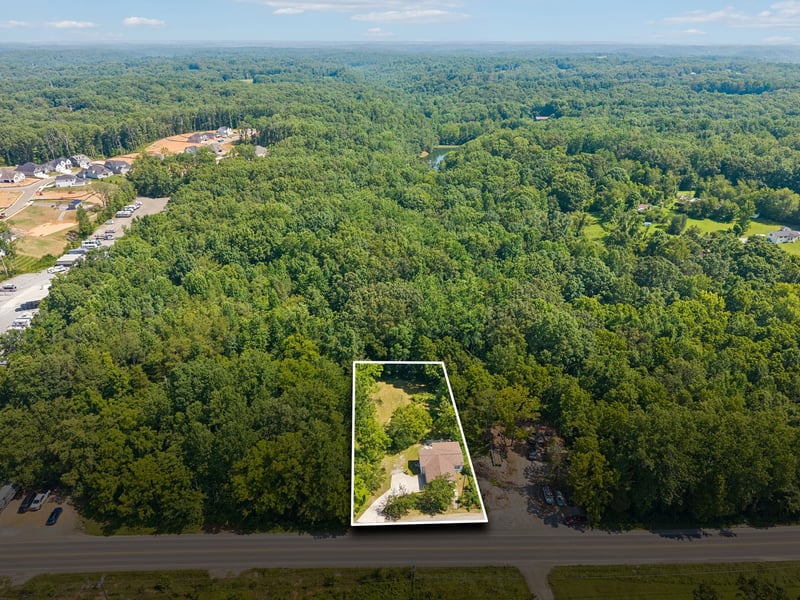 1392 Fairview Blvd, Fairview, TN 37062
