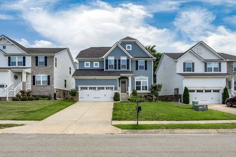 2084 Morton Dr, Spring Hill, TN 37174