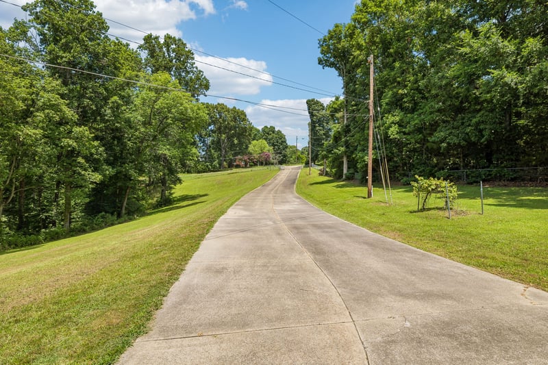 2076 Valley View Rd, Joelton, TN 37080
