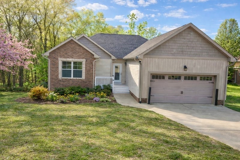 250 Wagoners Way, Westmoreland, TN 37186