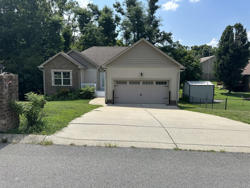 250 Wagoners Way, Westmoreland, TN 37186