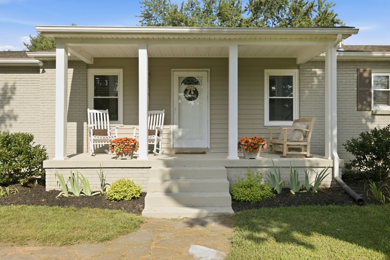 2613 Country Haven Dr, Thompsons Station, TN 37179