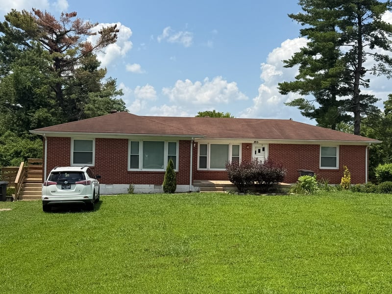 105 Sharon Cir, Columbia, TN 38401