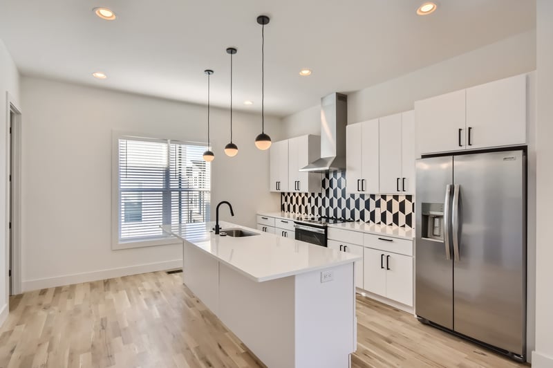 401 Serenity Ln, Nashville, TN 37207