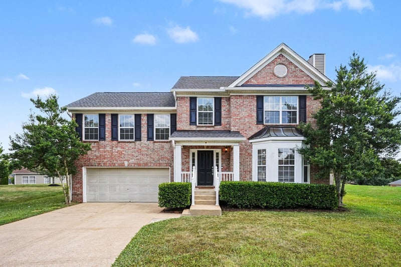 2667 Paradise Dr, Spring Hill, TN 37174