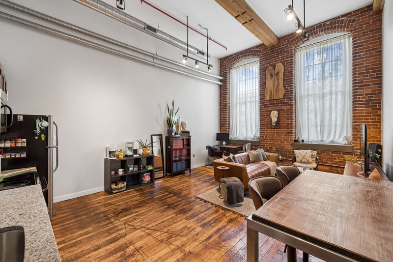 1350 Rosa L Parks Blvd #335, Nashville, TN 37208