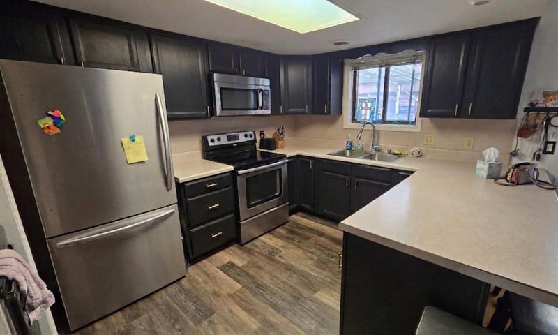 258 Lake Chateau Dr, Hermitage, TN 37076