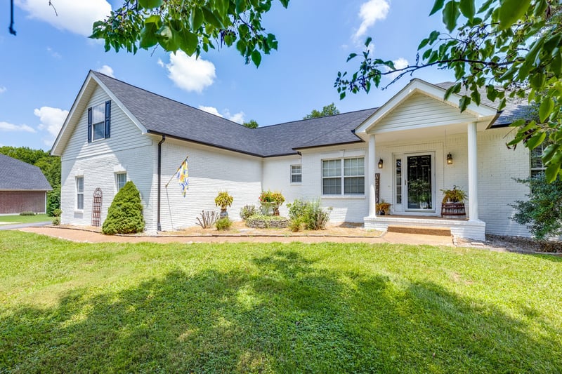 2118 Sue Ln, Spring Hill, TN 37174