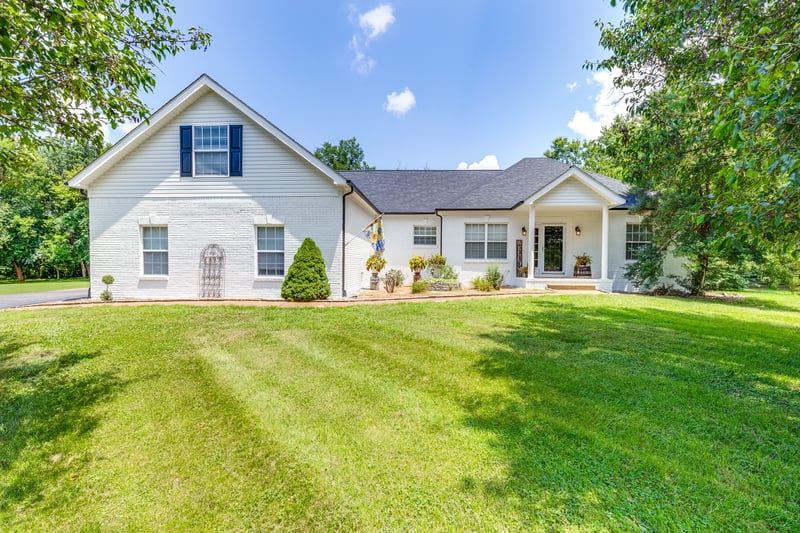 2118 Sue Ln, Spring Hill, TN 37174