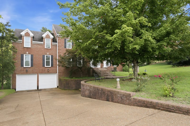 345 Saint Andrews Dr, Franklin, TN 37069