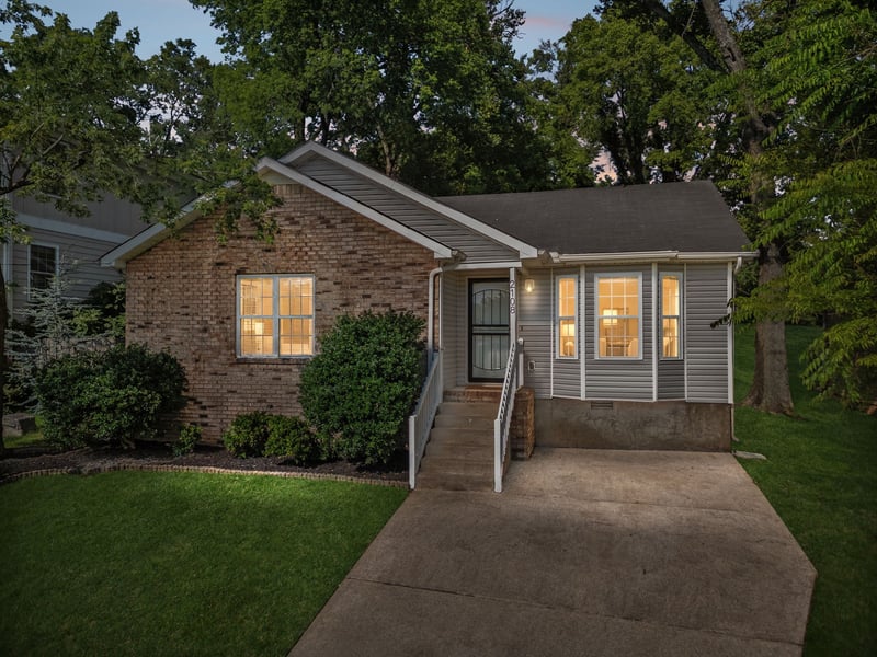 2108 15th Ave, Nashville, TN 37208