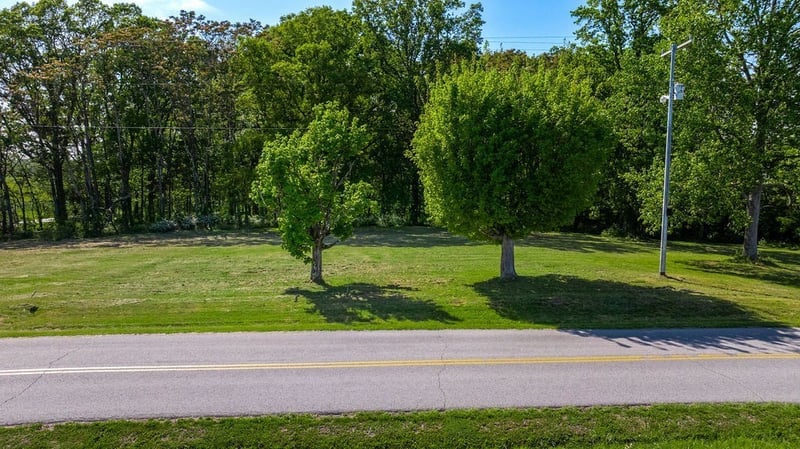 105 Riggs Rd, Portland, TN 37148