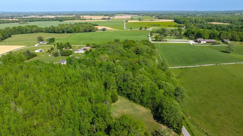 512 N Happy Hollow Rd, Portland, TN 37148