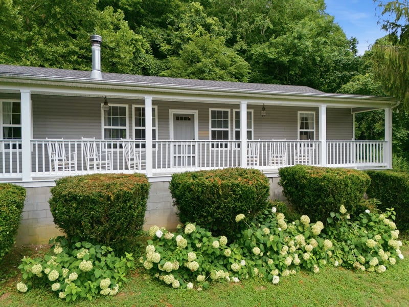 5664 Leipers Creek Rd, Santa Fe, TN 38482