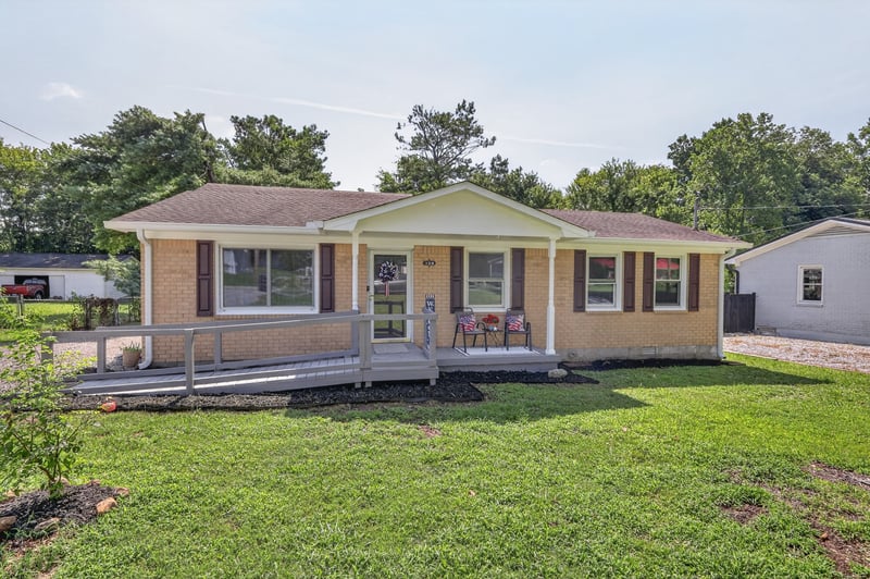109 Amber Lynn Cir, Columbia, TN 38401