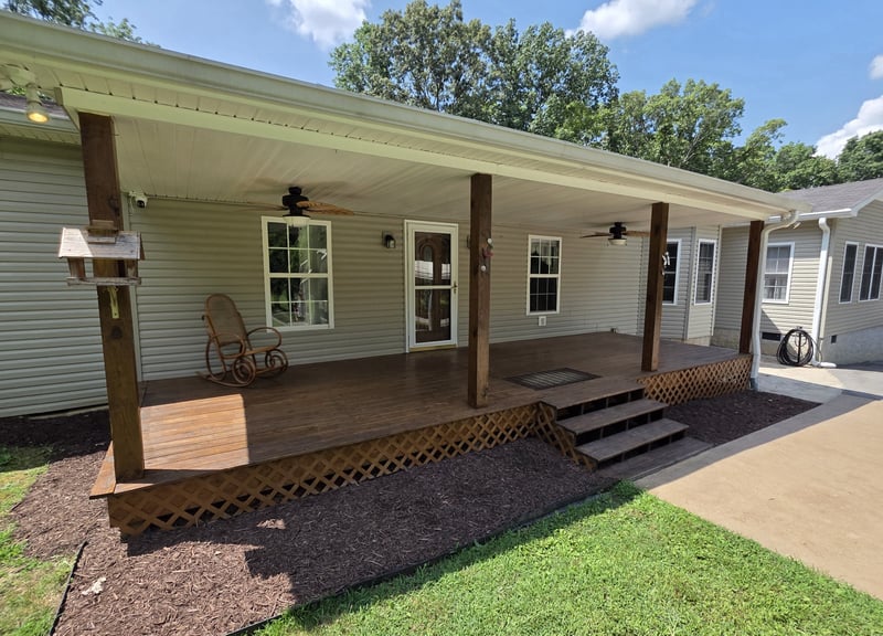 3044 Henderson Rd, Springfield, TN 37172