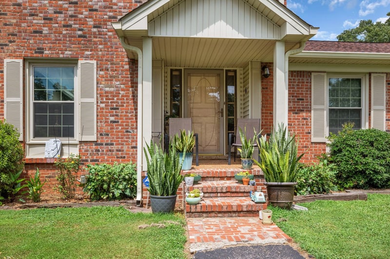 3920 Highway 47 , Charlotte, TN 37036