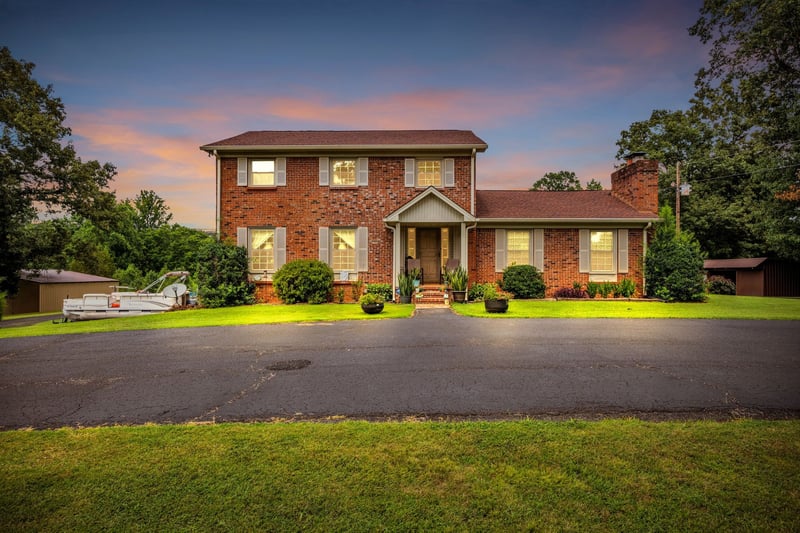 3920 Highway 47 , Charlotte, TN 37036