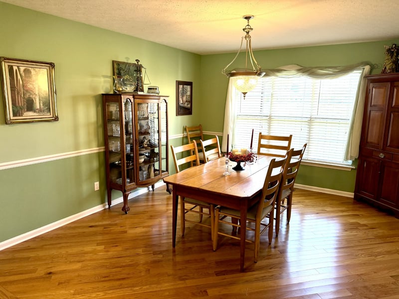 419 W Hester Rd, Cottontown, TN 37048