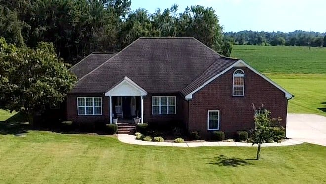 419 W Hester Rd, Cottontown, TN 37048