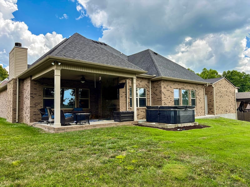 6880 Buffalo Dr, La Vergne, TN 37086