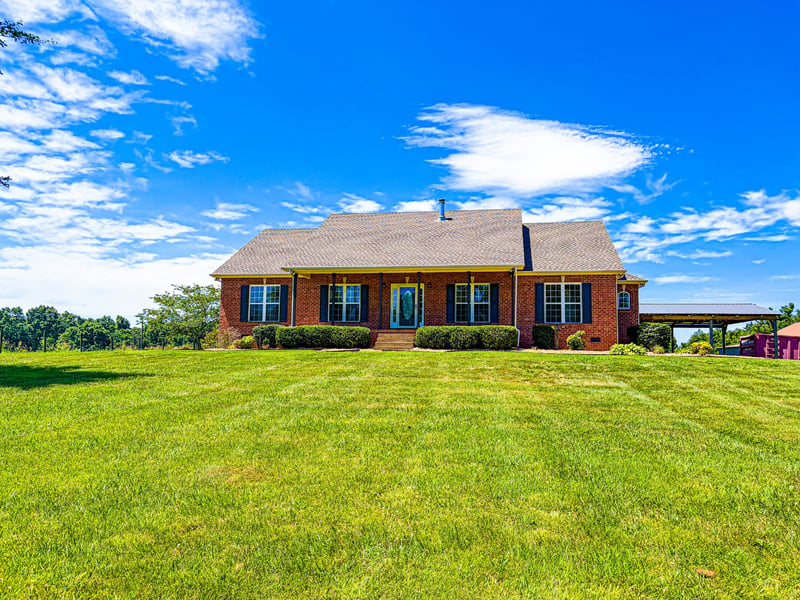 285 Calvert Ridge Rd, Westmoreland, TN 37186