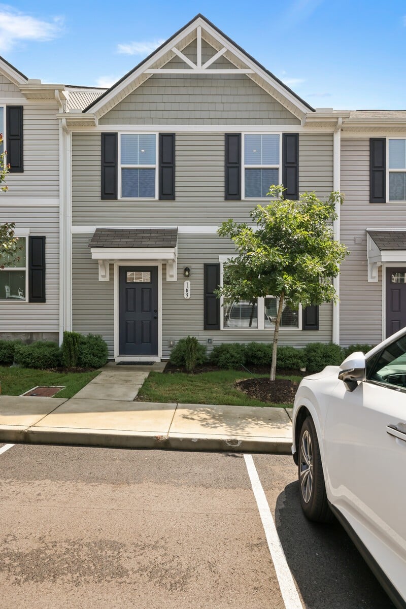 2757 Thornton Grove Blvd #163, Nashville, TN 37207