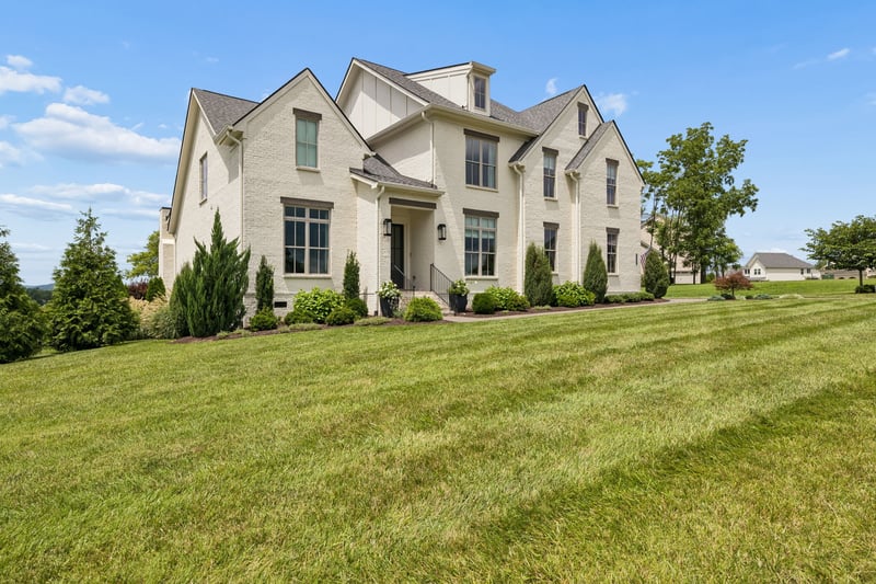 4770 Woodrow Pl, Arrington, TN 37014