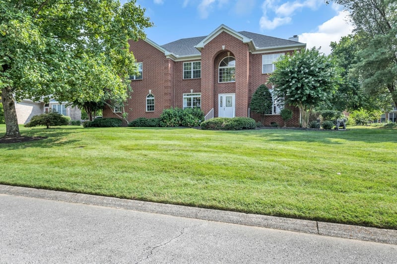 304 Shute Ct, Old Hickory, TN 37138