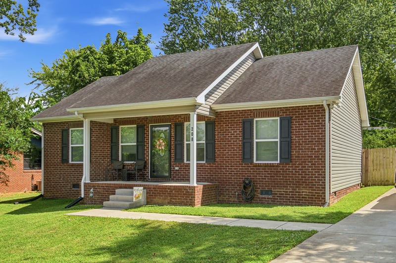 208 Pitt Ln, Springfield, TN 37172