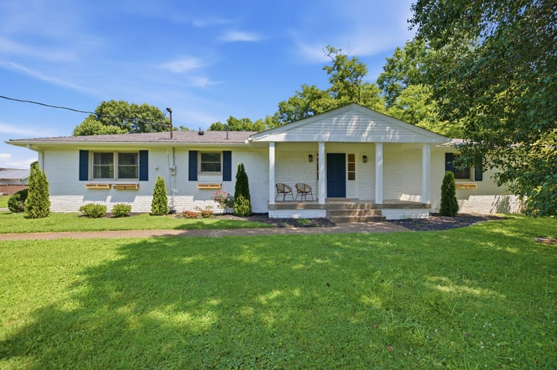 202 Harpeth Hills Dr, Franklin, TN 37069