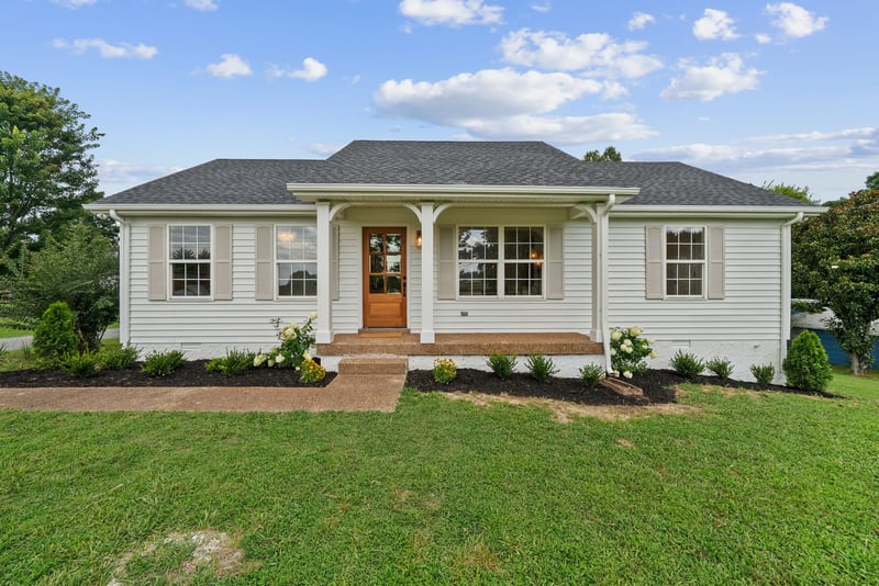 1132 Peter Pond Rd, Ashland City, TN 37015