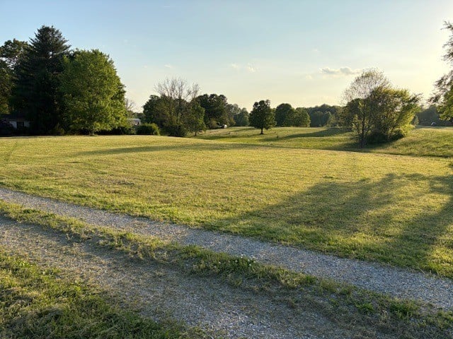 1804 Highway 52 , Portland, TN 37148