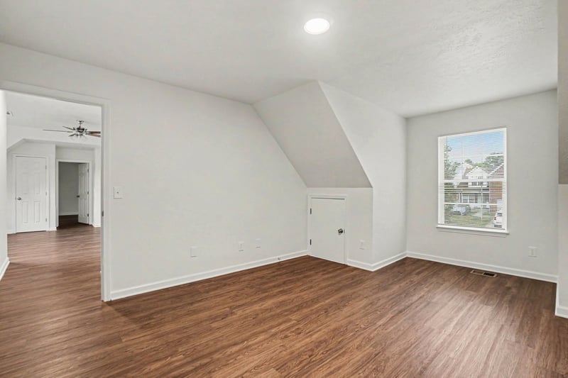 1124 Benton Mason Dr, La Vergne, TN 37086