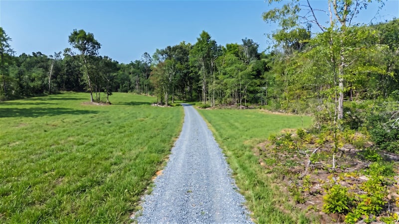 1335 Highway 96 , Fairview, TN 37062