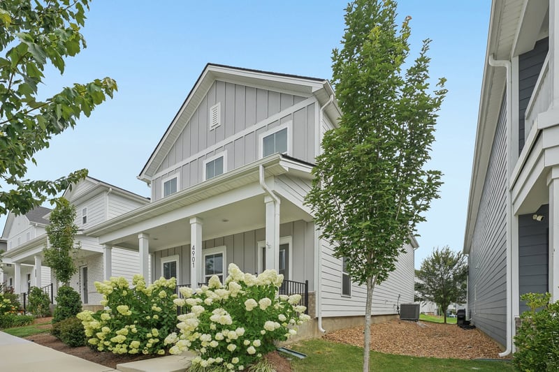 4901 Myra Dr, Hermitage, TN 37076