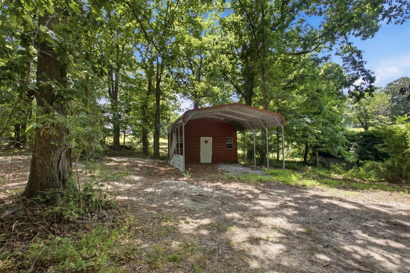 1466 W Grab Creek Rd, Dickson, TN 37055