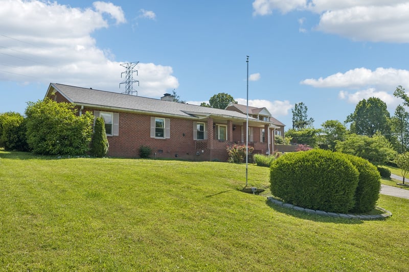 920 Kelly June Dr, Mount Juliet, TN 37122