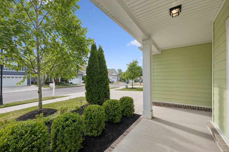 220 Hermitage Point Dr, Hermitage, TN 37076