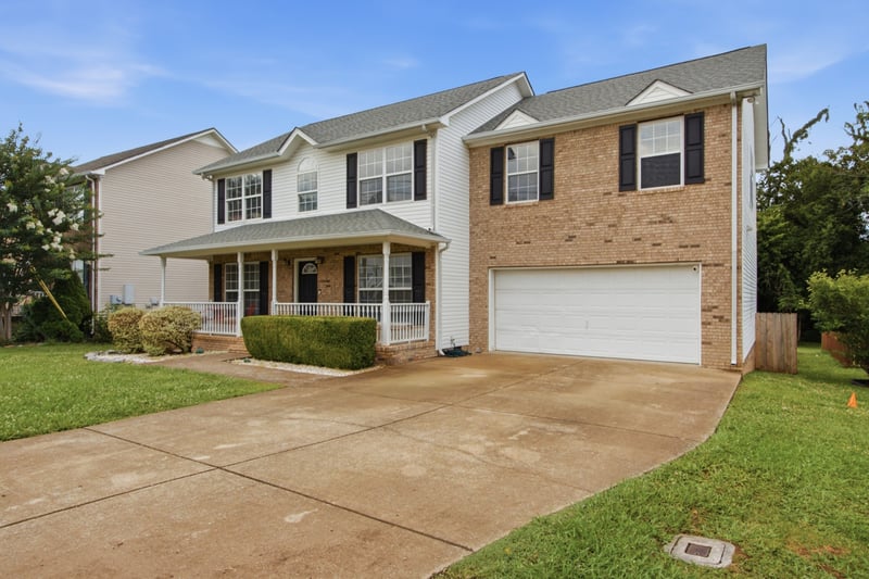 1230 Baker Creek Dr, Spring Hill, TN 37174