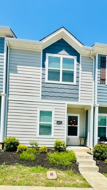 6073 Cullen Dr, La Vergne, TN 37086