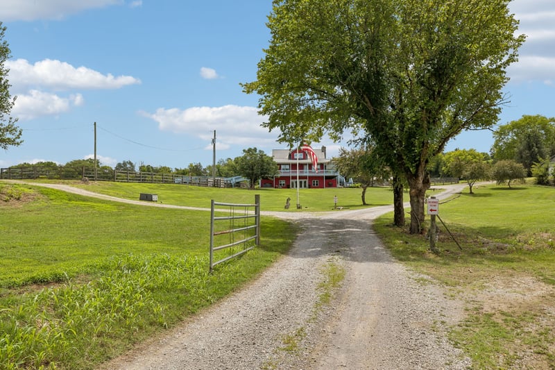 177 Spurlock Ln #& 157 Spurlock Ln, Hickman, TN 38567