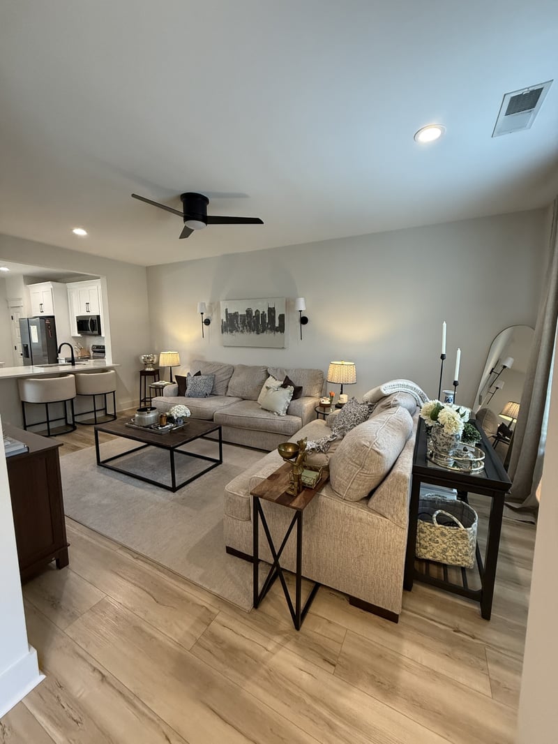 730 Old Hickory Blvd #213, Nashville, TN 37209