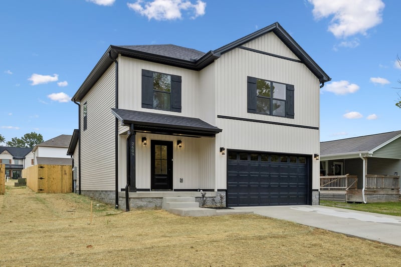 2609 Old Greenbrier Pike, Greenbrier, TN 37073