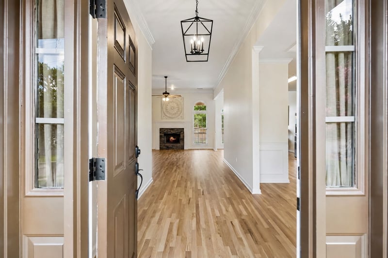 1003 Lichfield Ct, Thompsons Station, TN 37179