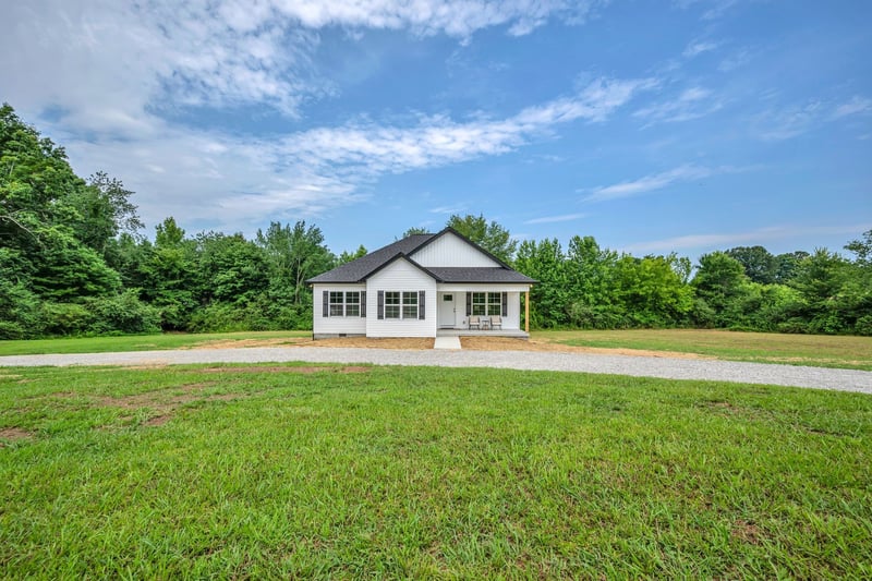126 Old Garners Creek Rd, Dickson, TN 37055