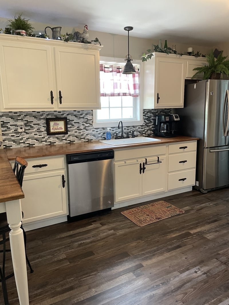 9372 Elk Ridge Rd, Mount Pleasant, TN 38474